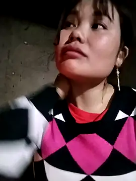 nhoem112 online show from March 10, 1:59 pm