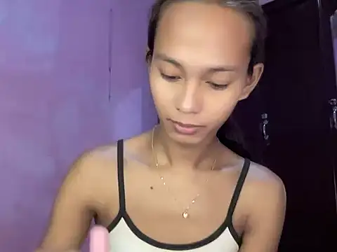 Snapshot of Sunkissed_seductress chatting on July 21, 6:42 pm Sunkissed seductress online show from July 21, 6:42 pm