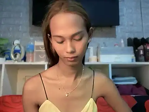 Snapshot of Sunkissed_seductress chatting on July 15, 6:59 pm Sunkissed seductress online show from July 15, 6:59 pm