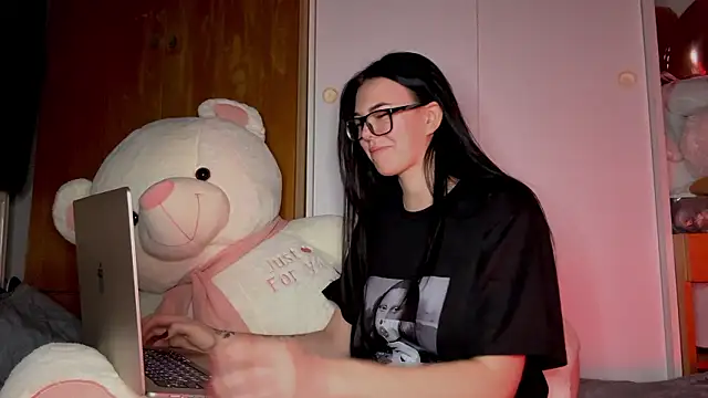 FloppingPrimary online show from March 17, 11:41 pm