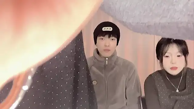 SM 0007 online show from March 8, 2:53 pm