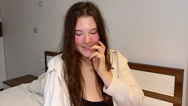 KristieKitty online show from May 12, 2:23 pm