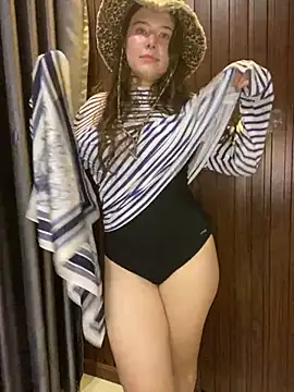 KristieKitty online show from March 15, 5:09 pm