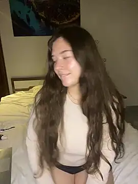 KristieKitty online show from April 14, 9:20 pm