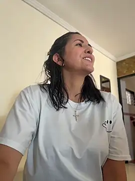 SamanthaWalker  online show from May 21, 2:14 pm