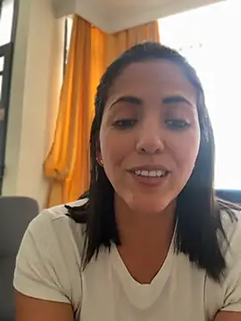 SamanthaWalker  online show from July 1, 7:47 pm