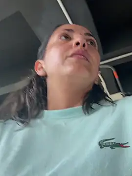 SamanthaWalker  online show from April 8, 12:50 pm