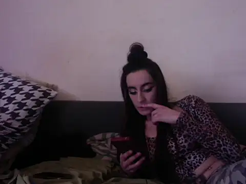 chiara-mario online show from April 19, 9:54 am