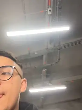 OliverTabordaa online show from April 2, 11:39 am