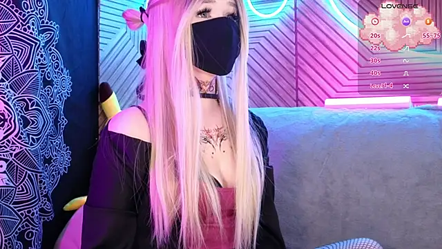 chill paws online show from April 19, 1:06 am