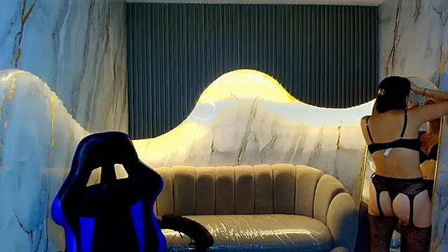 candy sky r online show from March 28, 3:07 am