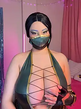 Andrea Bloomix   online show from April 8, 4:19 pm