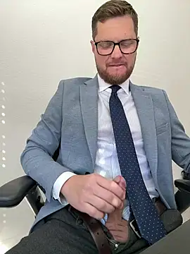 the-gen-xxx online show from April 8, 5:14 pm