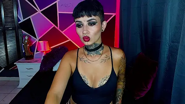 Sol Baker online show from April 18, 3:31 am