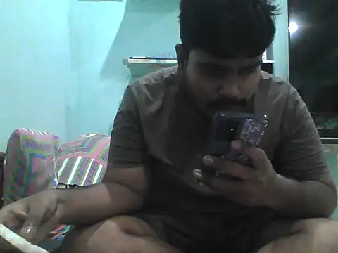Snapshot of Foxboy65 chatting on May 21, 7:33 pm Foxboy65 online show from May 21, 7:33 pm