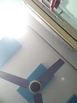 Foxboy65 online show from April 4, 1:28 pm