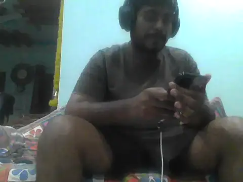 Foxboy65 online show from April 2, 7:20 pm