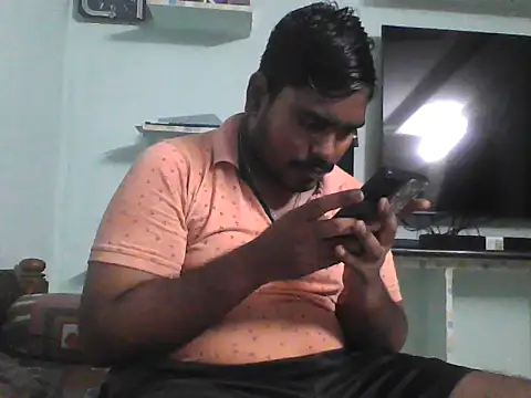 Snapshot of Foxboy65 chatting on May 24, 7:14 pm Foxboy65 online show from May 24, 7:14 pm