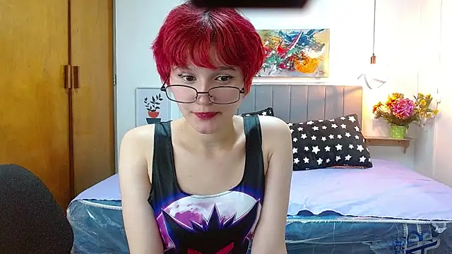 sirennmoonnn  online show from March 4, 7:21 pm