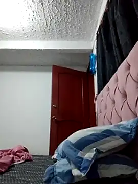 Snapshot of jg66z chatting on March 4, 6:37 pm jg66z online show from March 4, 6:37 pm