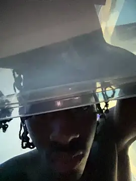 Snapshot of bigdrandy-8 chatting on March 4, 6:37 pm bigdrandy-8 online show from March 4, 6:37 pm