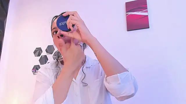 Katijis online show from March 26, 7:12 pm