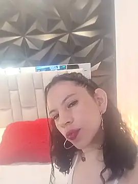 Katijis online show from April 16, 9:50 pm