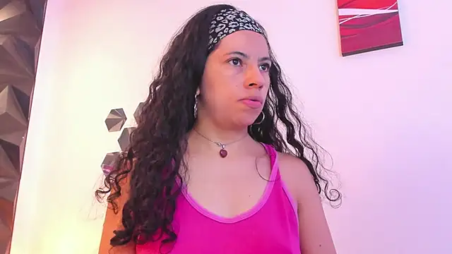 Katijis online show from April 13, 7:07 pm