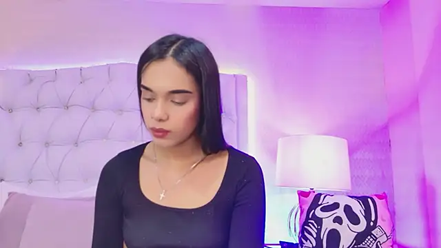 MeganRoseh online show from May 18, 7:29 pm