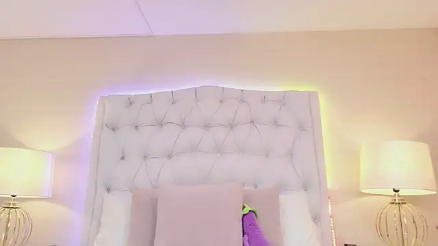 MeganRoseh online show from June 2, 8:20 pm