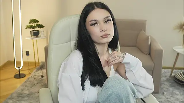 LynnCiprian online show from March 9, 1:14 pm