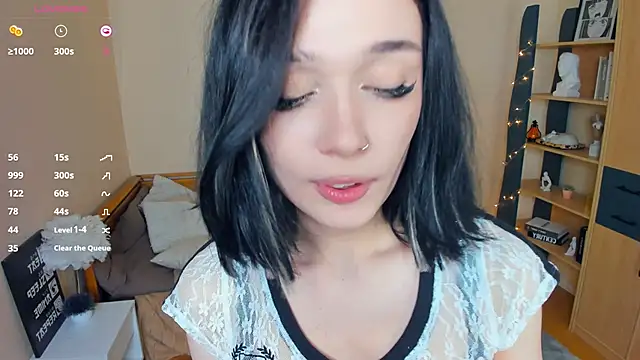 Snapshot of LynnCiprian chatting on May 2, 8:03 pm LynnCiprian online show from May 2, 8:03 pm