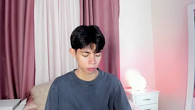 daniell rdrig online show from April 15, 12:53 pm