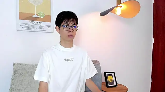 daniell rdrig online show from March 9, 12:30 pm