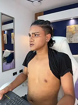 Ikaika Kalani online show from March 19, 1:44 pm