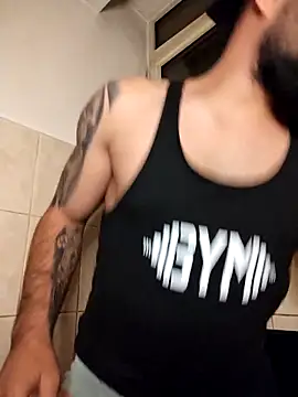 Tommy Porn  online show from April 5, 9:10 pm