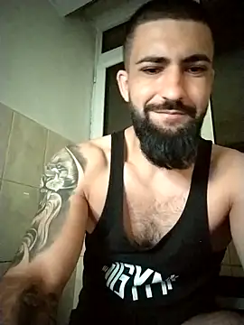 Tommy Porn  online show from May 6, 11:09 pm