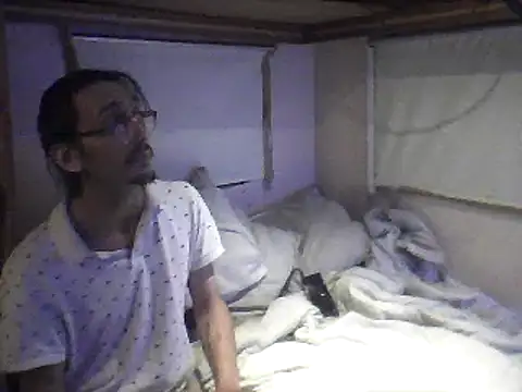 Snapshot of Alcoyanos chatting on June 4, 11:31 pm Alcoyanos online show from June 4, 11:31 pm