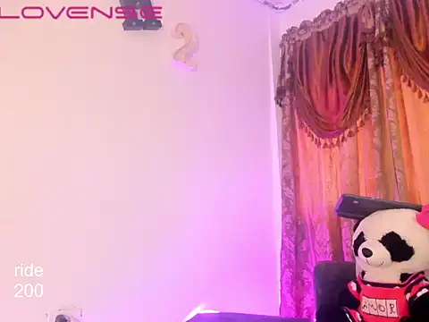 Snapshot of melissa_hot21 chatting on May 1, 9:09 pm melissa hot21 online show from May 1, 9:09 pm