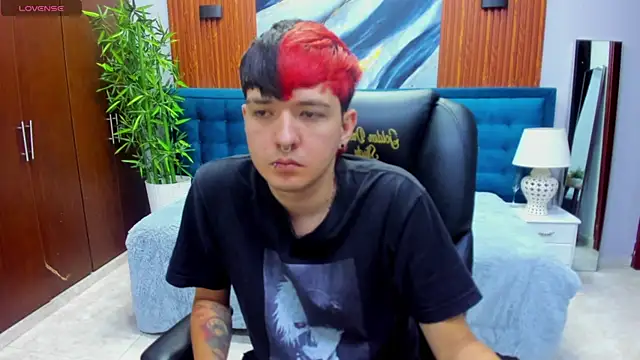 Santiago morgan online show from April 8, 10:33 pm