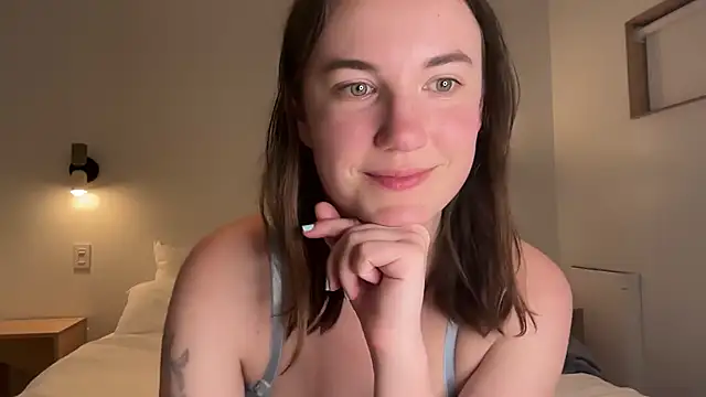 summerxo online show from March 13, 3:11 am