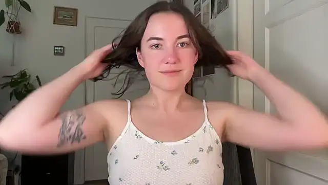 summerxo online show from April 10, 11:34 pm