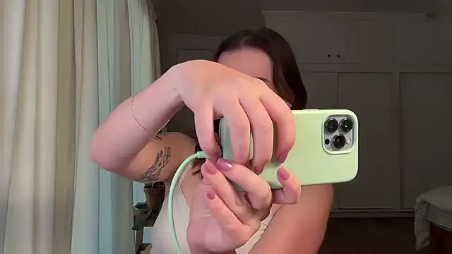 summerxo online show from May 30, 2:18 am