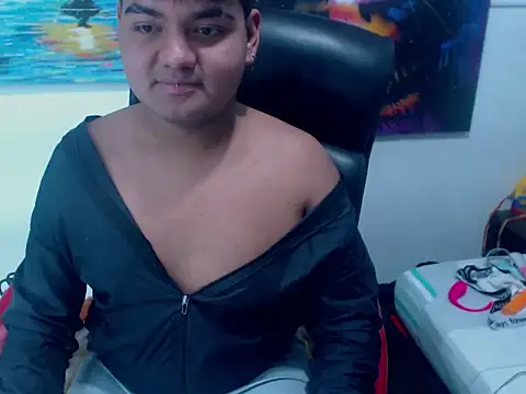 XNoahDeepThroatX online show from March 11, 5:34 am