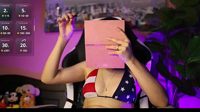 Danaa Rousee  online show from March 7, 9:42 pm