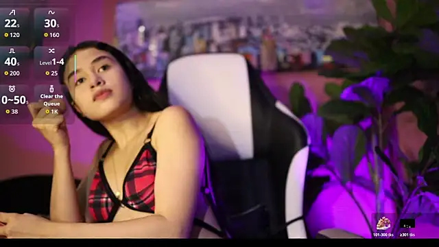 Danaa Rousee  online show from March 5, 8:38 pm