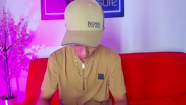 Naughty hot01 online show from March 5, 10:12 am