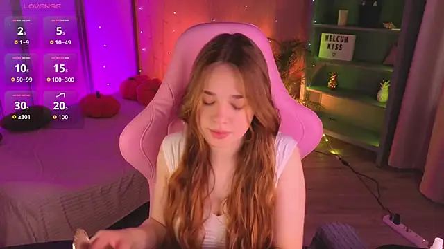 TiffanyVex online show from May 6, 3:27 pm