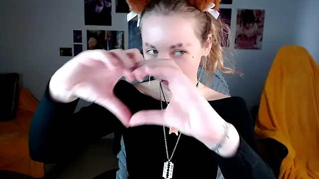 Nica Kawaii online show from April 15, 2:10 pm