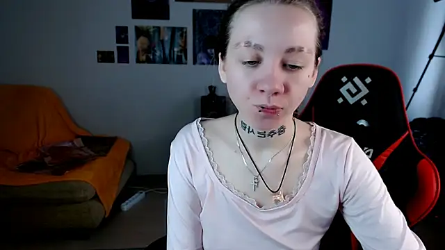 Nica Kawaii online show from March 24, 6:24 am